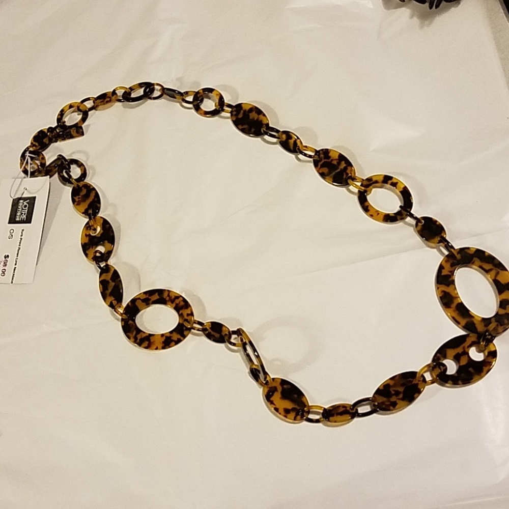 Votre cheetah necklace